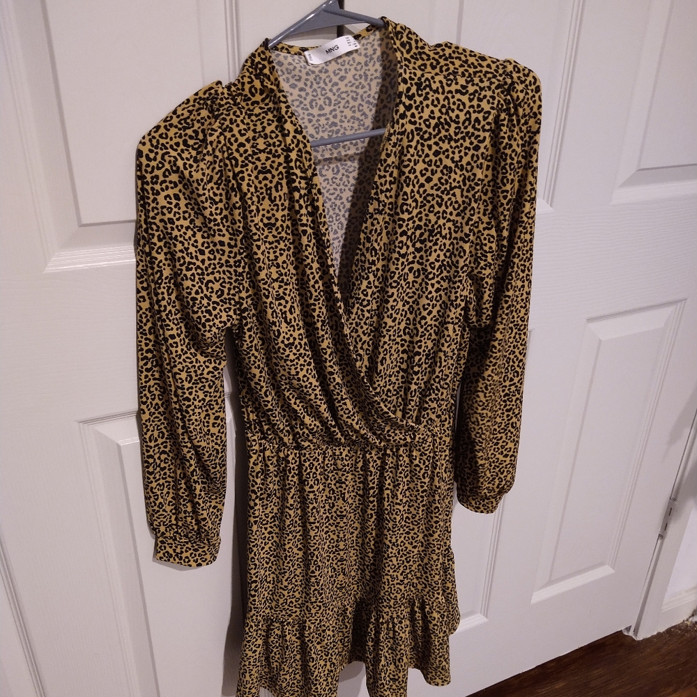 SOLD🚫 ***MNG leopard print dress - sz 6(M)